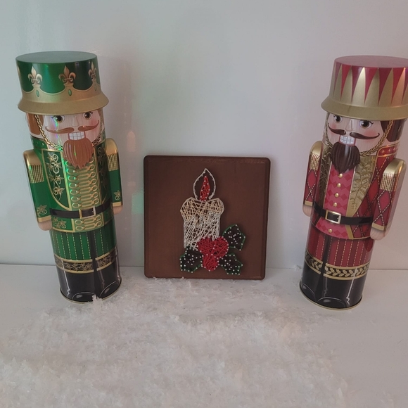 Christmas Candle String Art - Picture 1 of 2